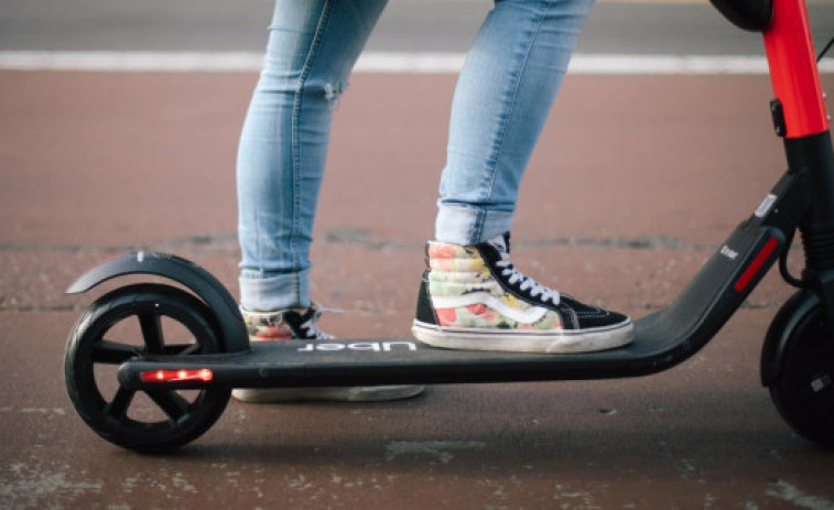 Cinc arrestats en un dispositiu contra els robatoris violents amb patinets elèctrics