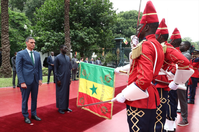 EuropaPress 6179674 presidente gobierno pedro sanchez presidente senegal bassirou diomaye faye