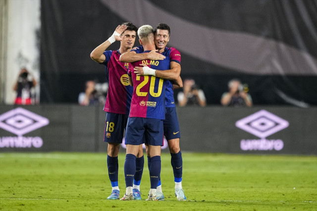 EuropaPress 6176845 robert lewandowski of fc barcelona celebrates goal dimissed by var during