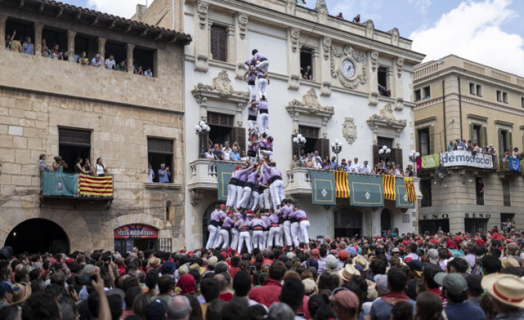 Una castellera evacuada en estat greu després de patir una caiguda a Vilafranca del Penedès