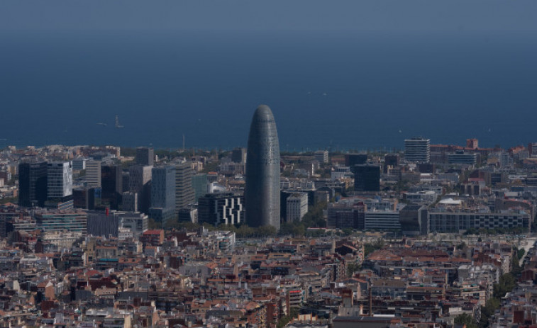 Tragèdia a Barcelona: mor una dona després de caure al soterrani de la Torre Glòries