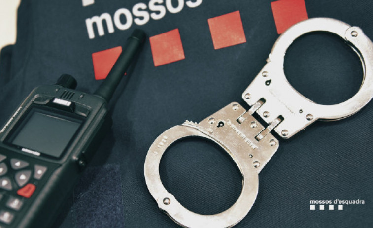 Un detingut a l'operatiu dels Mossos contra un grup criminal a Barcelona