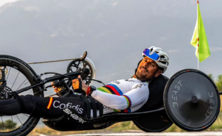 Garrote d'or: el ciclista català, campió de contrarellotge de la classe H2 a París