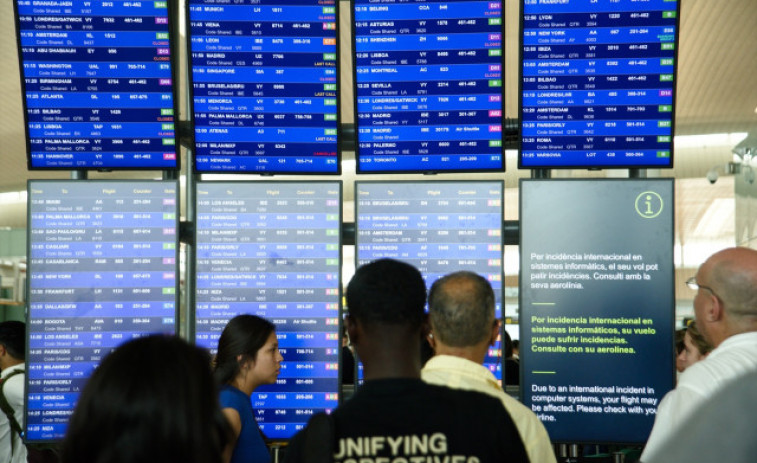 Retards i cancel·lacions a l'Aeroport de Barcelona pel temporal de pluges