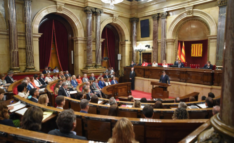 Illa assenyala la hipocresia de la CUP: alerten d'una 'sociovergència' mentre pacten amb Junts a Girona