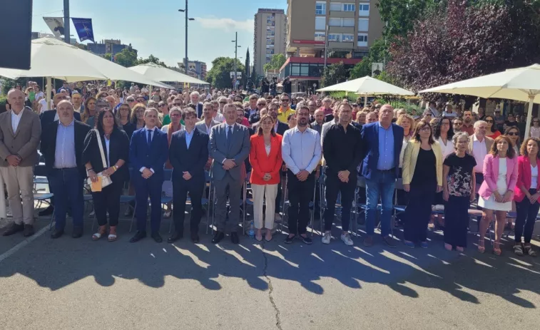 Unes 400 persones assisteixen a l'acte oficial de la Diada a Girona