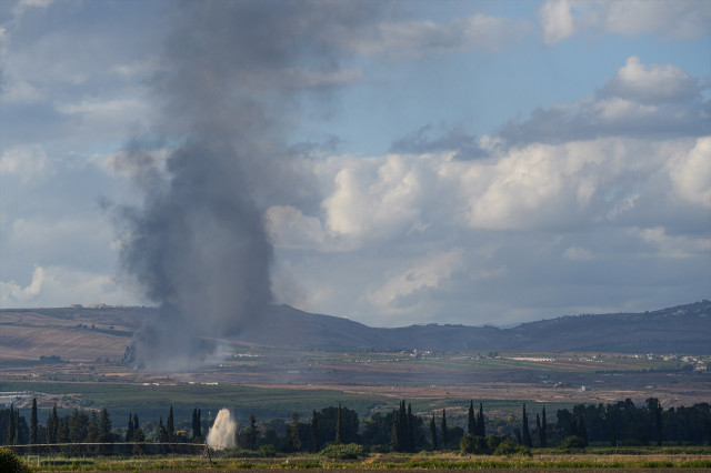 EuropaPress 6222289 israel lebanon border sept 16 2024    smoke rises following an israeli