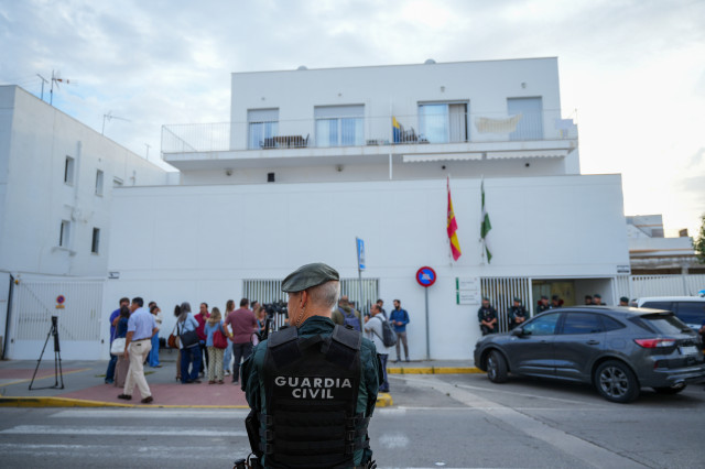 EuropaPress 6223774 entrada juzgados barbate custodiada agentes guardia civil 20 septiembre