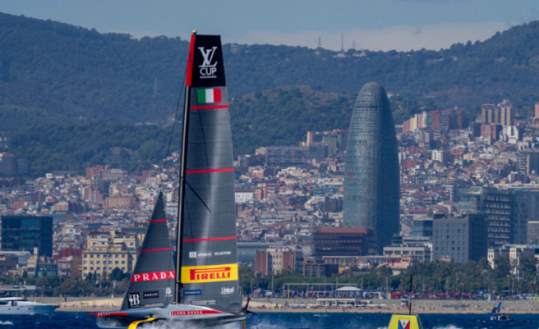 Luna Rossa i INEOS empaten després de les primeres regates de la Louis Vuitton Cup