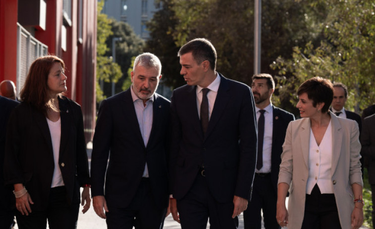 VÍDEO: Pedro Sánchez visita habitatges de protecció oficial a La Marina del Prat Vermell