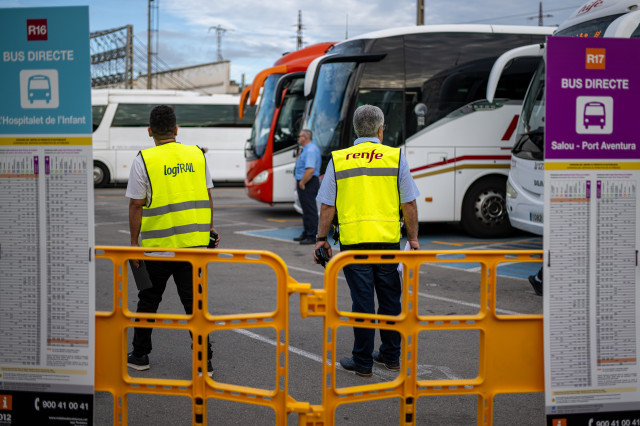 EuropaPress 6250023 operarios renfe organizan buses servicio alternativo renfe octubre 2024