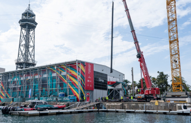 Les espectaculars bases dels equips de la Copa de l'Amèrica de vela a Barcelona