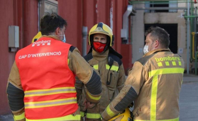 Els Bombers rescaten tres excursionistes que s'havien perdut a la Vall de Boí