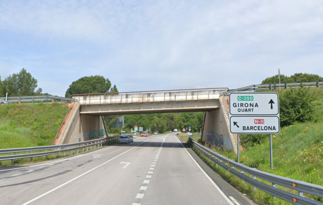 Accident mortal a Quart: mor un ciclista després de sortir de la carretera GIV-6703