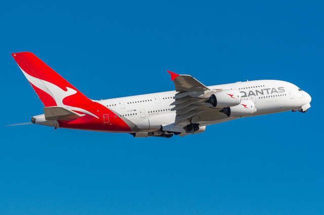 QANTAS A380 VHOQF 4974