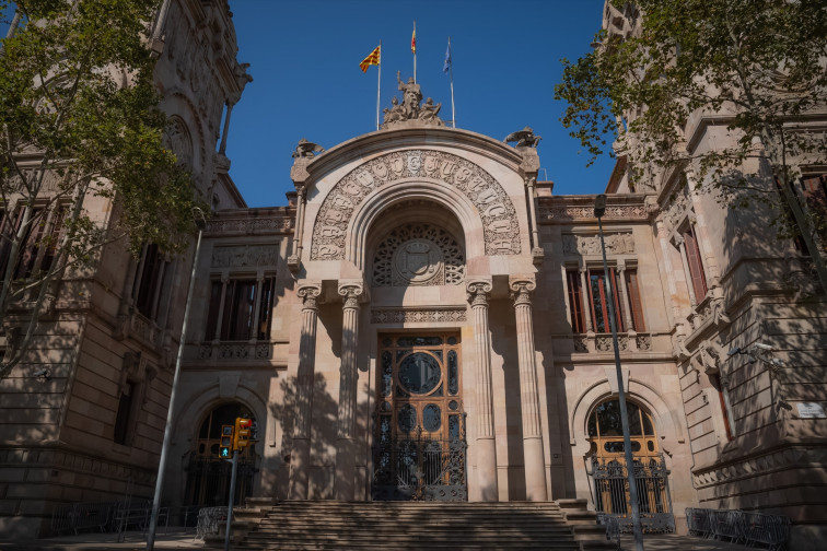 Polèmica absolució d'un treballador de Stop Okupas acusat d'agredir a un veí del Poble Sec de Barcelona