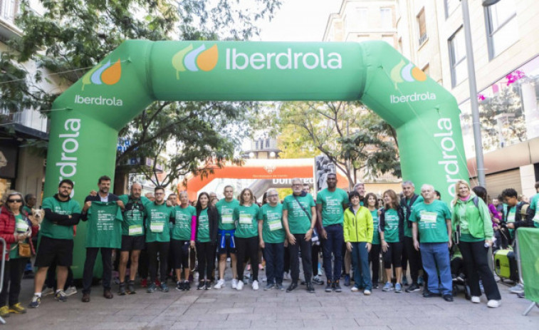 Més de 1.300 persones marxen contra el càncer a Lleida