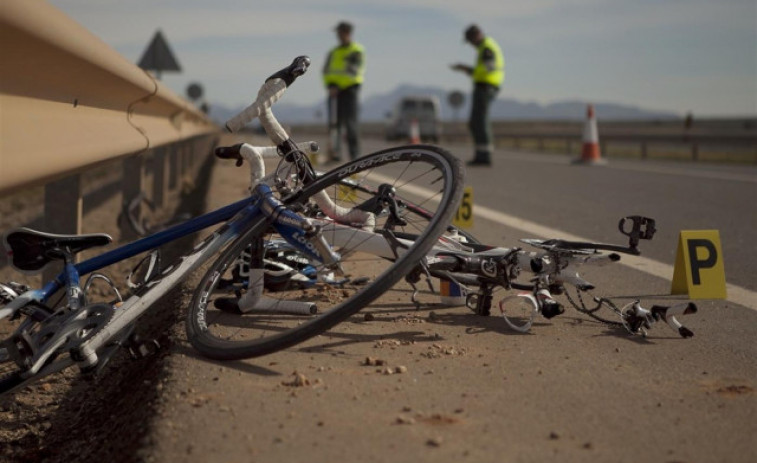 Mor un ciclista atropellat després de xocar amb una furgoneta a la N-420