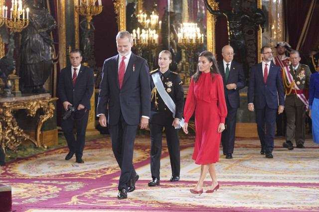 EuropaPress 6271882 i d rey felipe vi princesa leonor reina letizia recepcion motivo dia fiesta