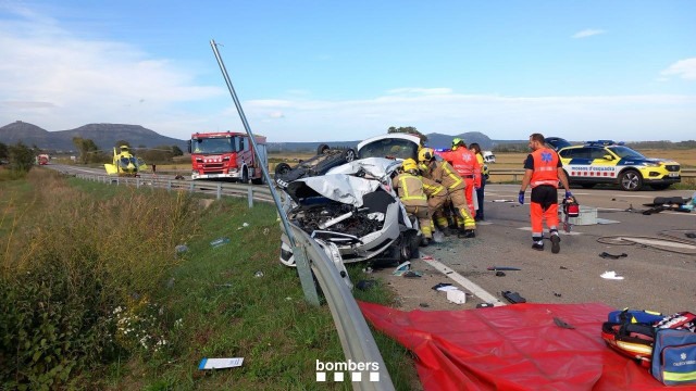 Un ferit greu i dos menys lleus en un accident a la C-31 a Torroella de Montgrí