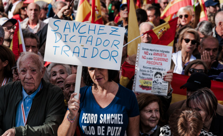 Milers de persones es manifesten a Madrid contra el Govern i demanen eleccions generals ja: 