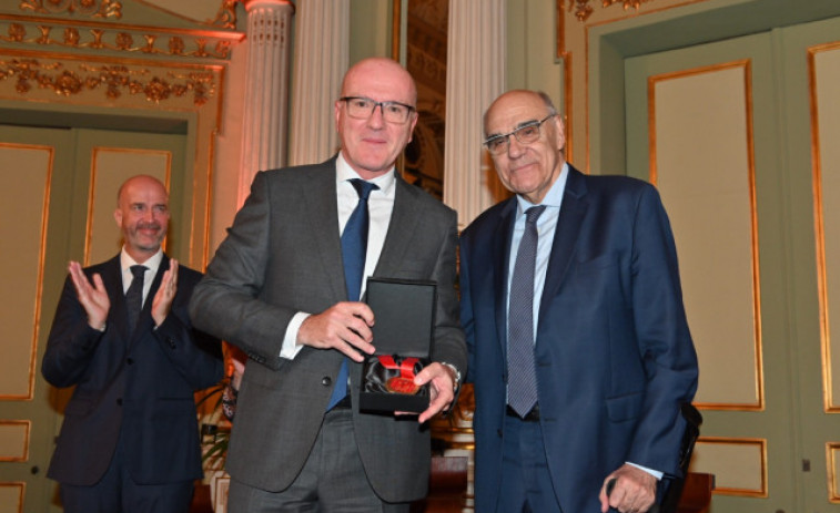 Telefónica, Medalla d'Or del Liceu l'any del Centenari