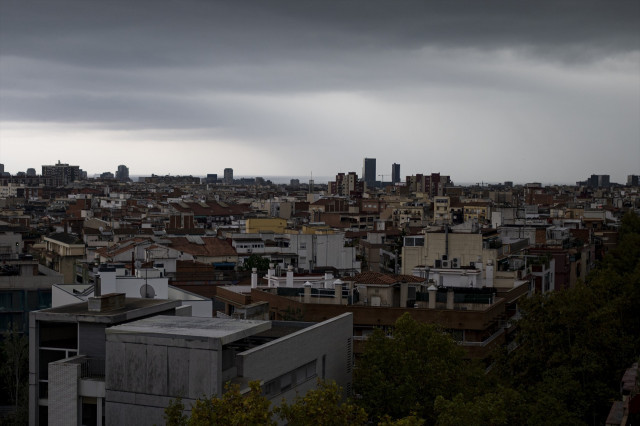 EuropaPress 6312119 cielo nublado ciudad barcelona 30 octubre 2024 barcelona catalunya espana