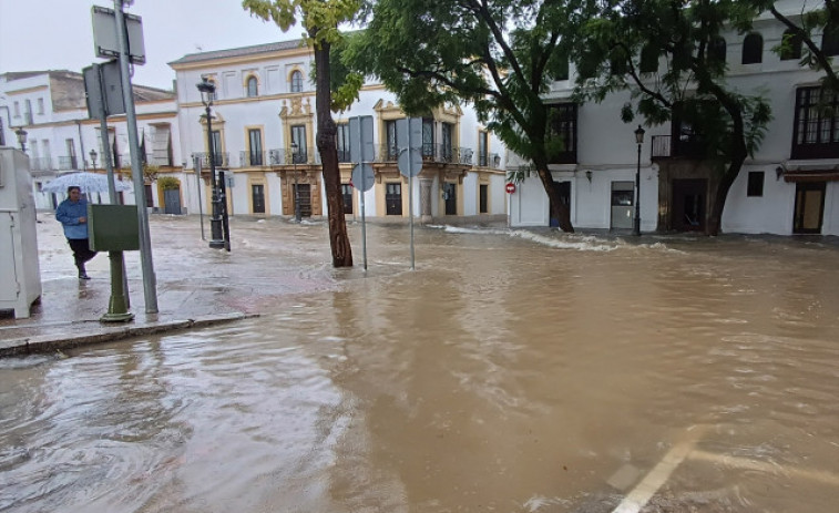 Alerta taronja per pluges al nord de Castelló, litoral de València i litoral sud d'Alacant