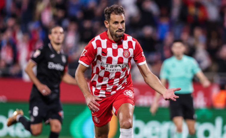 El Girona s'emporta un emocionant partit i el dedica a les víctimes de la DANA (4-3)