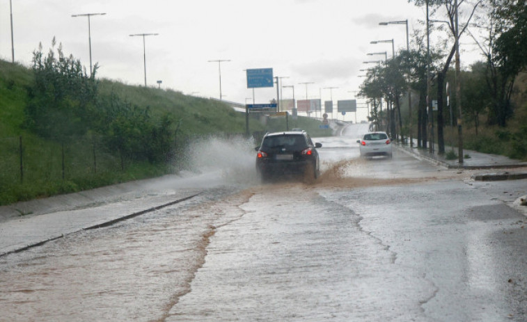 Quatre carreteres de Tarragona segueixen tallades després de les inundacions per la DANA