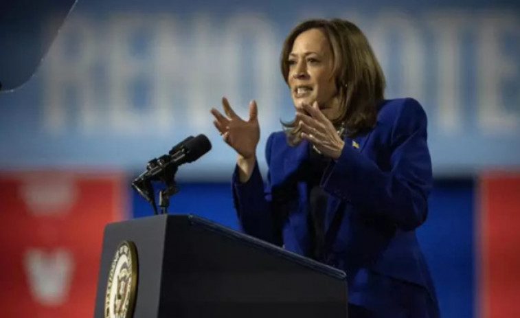 Kamala Harris dona la cara: 