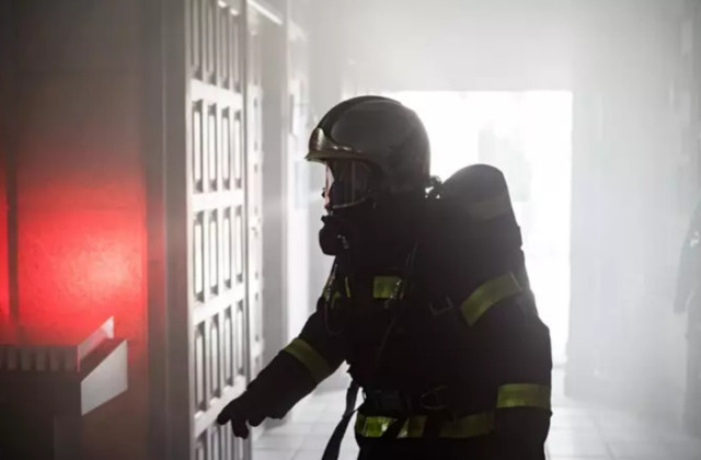 Mor una dona de 92 anys a l'incendi de casa seva a Madrid