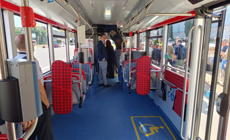 VÍDEO: TMB posa en funcionament el primer autobús d'hidrogen verd articulat del país