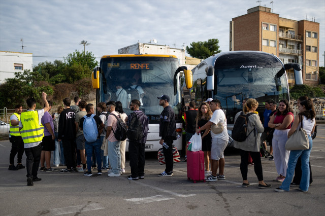 EuropaPress 6250013 afectados corte rode bera esperan buses servicio alternativo renfe octubre