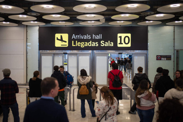 Europapress 5862965 puerta 10 llegadas terminal t4 aeropuerto adolfo suarez madrid barajas 1600 1067 1