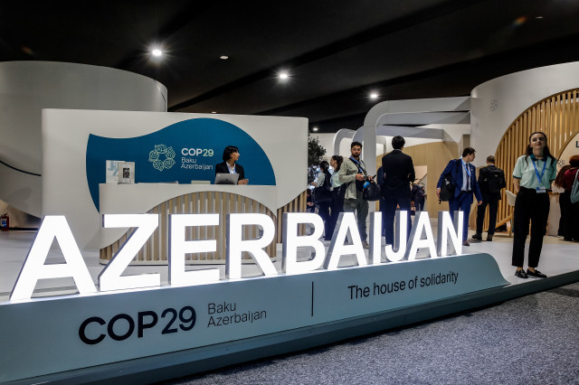 EuropaPress 6334573 11 november 2024 azerbaijan baku participants visit azerbaijan pavilion 1