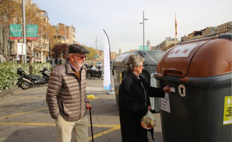 Girona comença a implementar contenidors intel·ligents a 20 barris de la ciutat