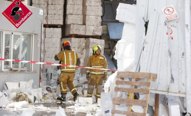 Tres morts i set ferits en una explosió a una fàbrica d'Ibi (Alacant)