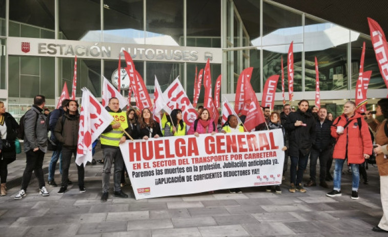 CCOO desconvoca la vaga d'autobusos d'aquest dilluns