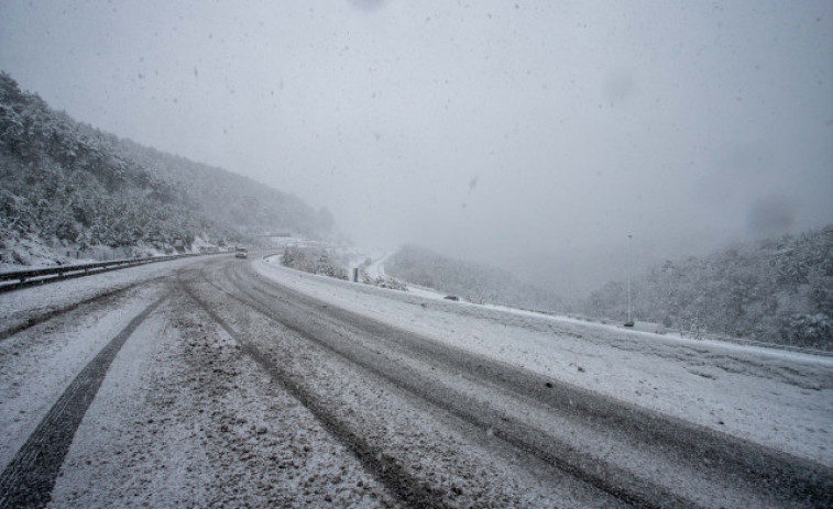 Protecció Civil demana precaució per la neu i consultar l'estat de les carreteres