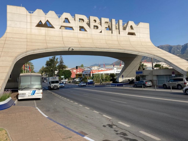 EuropaPress 5014699 arco marbella entrada