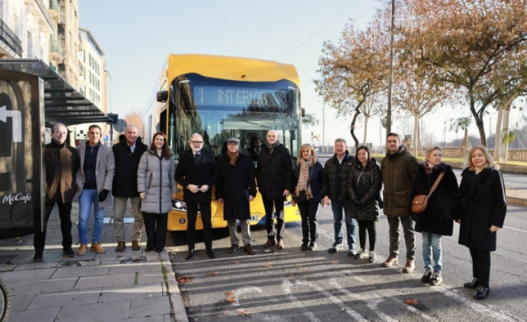 L'Ajuntament de Lleida estrena els cinc primers autobusos totalment elèctrics