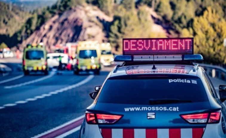 Un accident amb quatre ferits obliga a tallar la A-7 a Tarragona en sentit nord