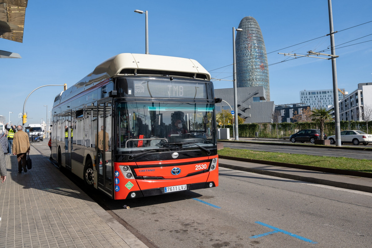 Catalunyapress autobus tmb barcelona