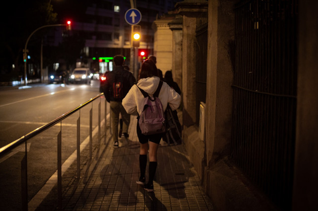 Els sindicats es planten davant del nou pla d'Educació de Niubó