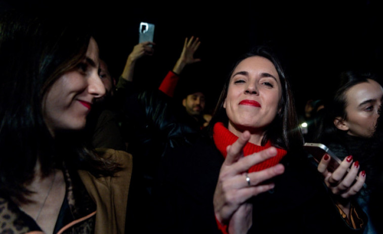 Irene Montero carrega contra Desokupa i demana la seva il·legalització: 