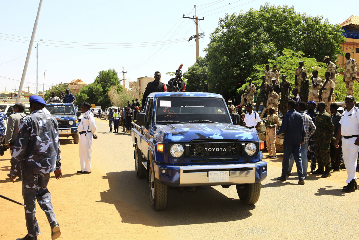 EuropaPress 6445443 khartoum oct 27 2024    armed police officers are seen on duty in public