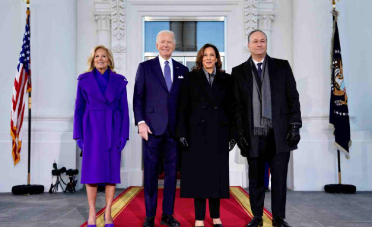 La última imatge de Joe Biden i Kamala Harris a la Casa Blanca: la foto que marca el canvi d'era