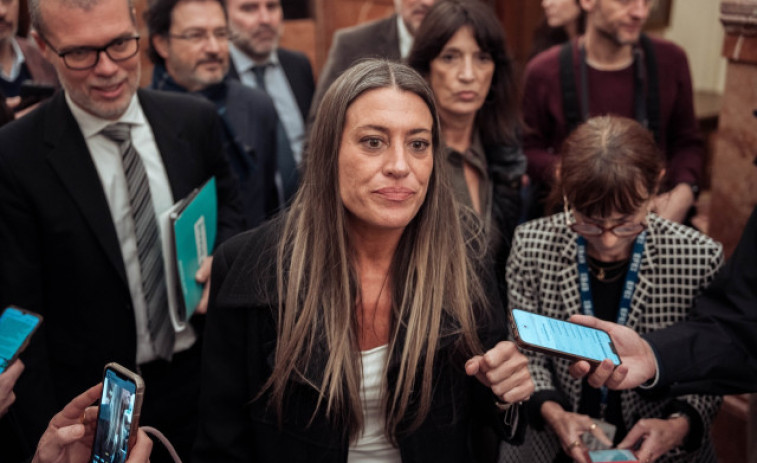 La bocachanques Mirian Nogueras titlla de “triler i pirata” el govern de Pedro Sánchez