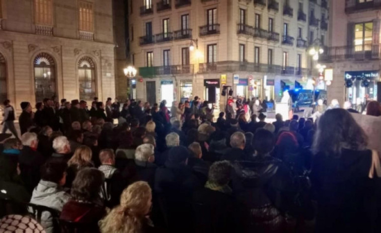 Barcelona recorda els 80 anys de l'alliberament d'Auschwitz